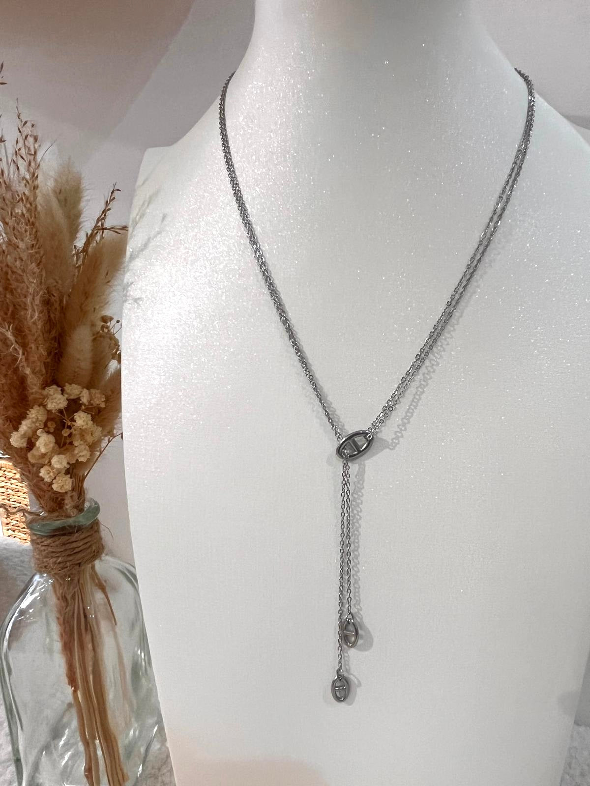 Collier Y best seller Céline en acier inoxydable