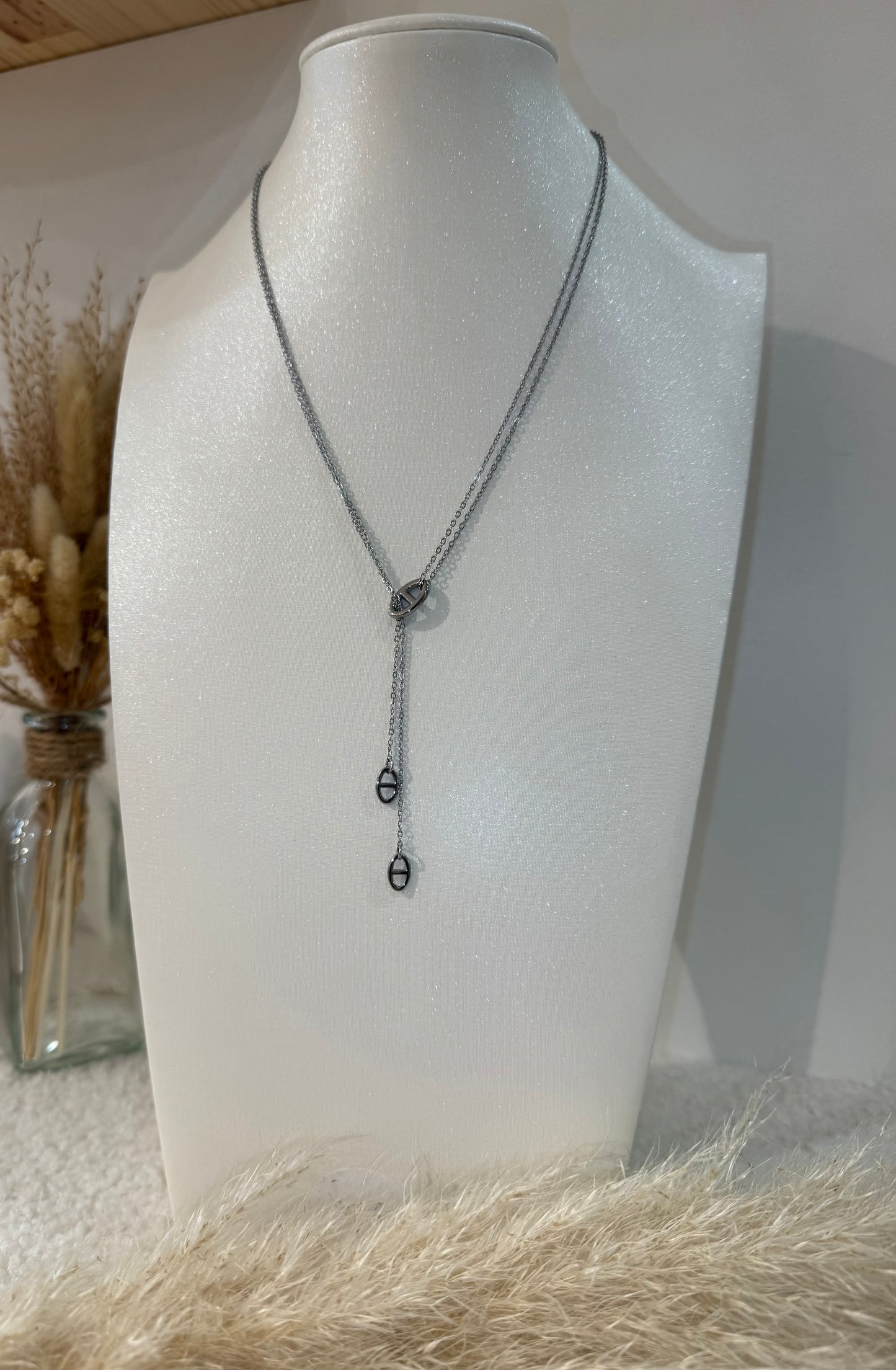 Collier Y best seller Céline en acier inoxydable