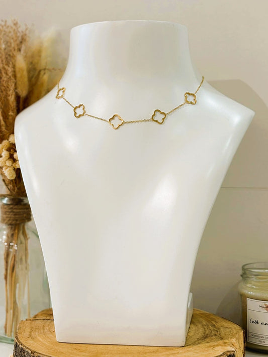 Collier Lou en acier inoxydable, élégant et raffiné, idéal pour ajouter une touche moderne et délicate à votre look.