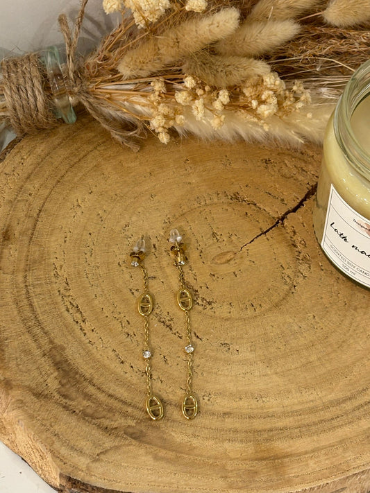 Boucles d'oreilles Tiphaine en acier inoxydable, élégantes et raffinées, parfaites pour sublimer votre style avec une touche moderne.