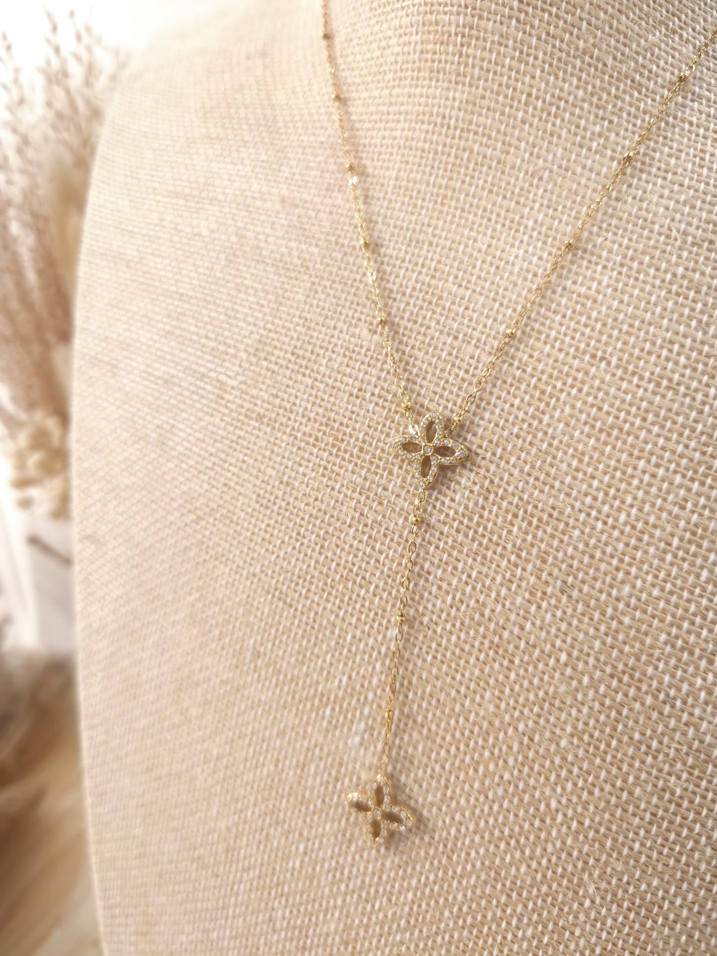 Collier Y Laura en acier inoxydable