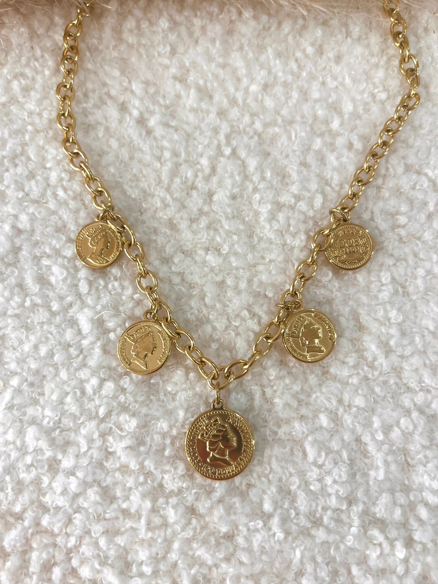 Collier à breloques Justine en acier inoxydable