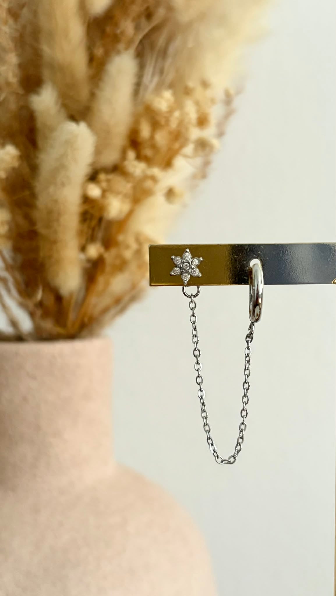 Mono boucle d'oreille Roseline en acier inoxydable